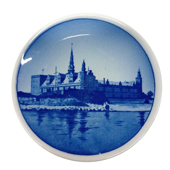 Royal Copenhagen Collector Mini Plates Delft Blue Wall Decor Denmark 3" set of 2 - Picture 3 of 4